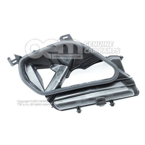 Esőcsatorna - balkormányos 9J1815129C