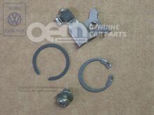 Elosztó 025905205B (3)