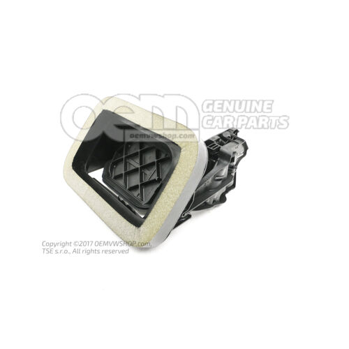 Szívócső Volkswagen Tiguan 5N (Észak-Amerika) 3C0898304E