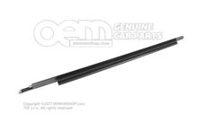 Ablaknyílás tömítés fekete-fényes díszléccel 8V5853284A T94 (1)