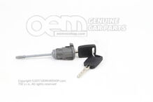 Zárhenger kulccsal és házzal 8N0837168B Zárhenger kulccsal és házzal 8N0837168B