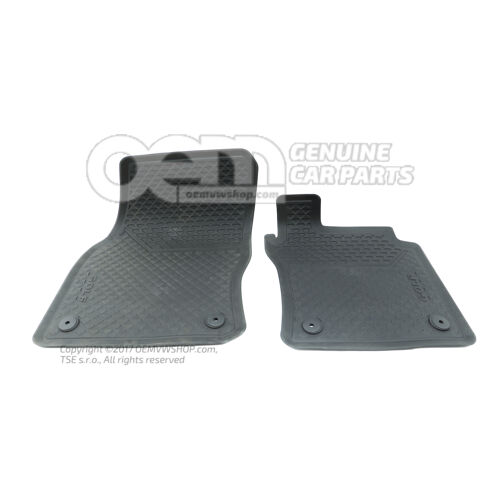 1 szett minden időjáráshoz használható lábszőnyeg titánfekete Volkswagen Golf Sportvan 5G 518061502A 82V