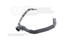 Hűtőfolyadék tömlő gyorscsatlakozóval 5Q0122157AK (1)