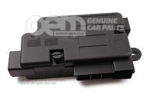 Főbiztosíték-aljzat akkumulátor túlterhelés elleni kioldókapcsolóval 8P0937548