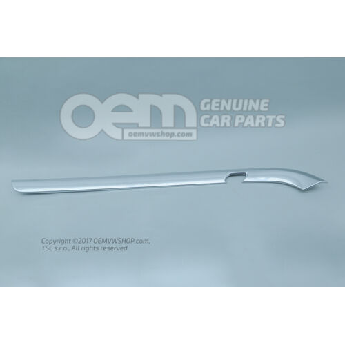 Díszléc ajtókárpitos panelhez szatén fekete/galvano/ magasfényű króm Skoda Superb 3U 3U5867459J K98