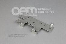 Rögzítő a vezérlőegységhez 1K0881507A (1)