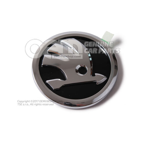Skoda embléma, fekete/króm 3V0853621A FOD