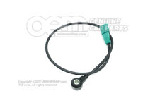 Kopogásérzékelő kábelköteggel 07D905377 (1)