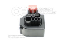 Lapos érintkezőház érintkezőreteszelő mechanizmusú fényszórókkal 4K8973708 (3)