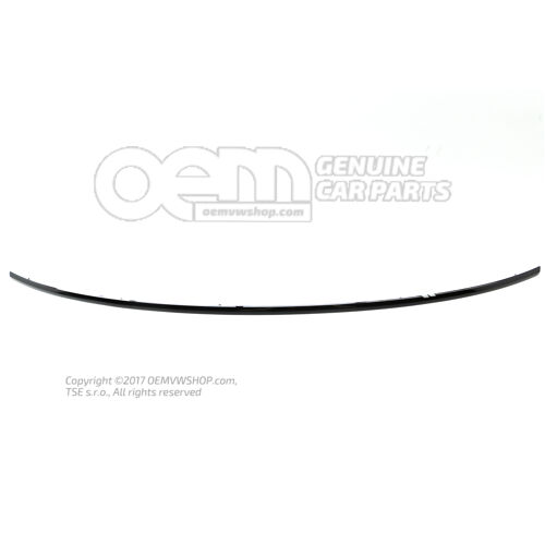 Díszcsík a csomagtérajtóhoz fekete-fényes 4K5853927  T94