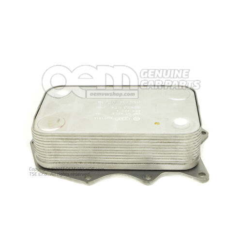Olajhűtő Audi A8/S8 Quattro 4E 057117021K