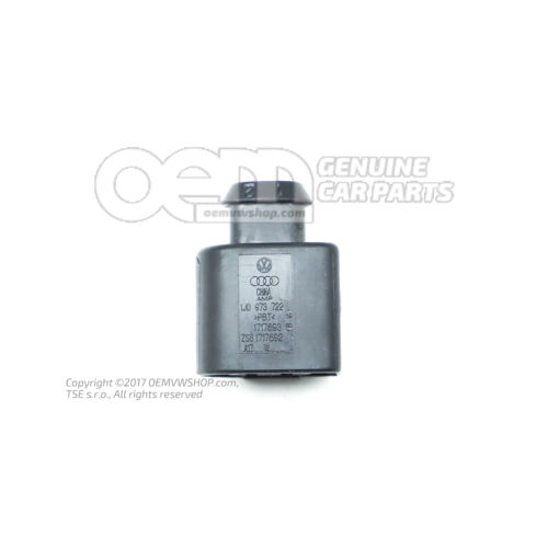 Sapka 6V0807241A