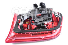 1 szett hátsó lámpák 4F9052200 (3)