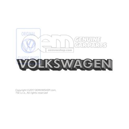 Volkswagen embléma több modellhez 321853685C GX2