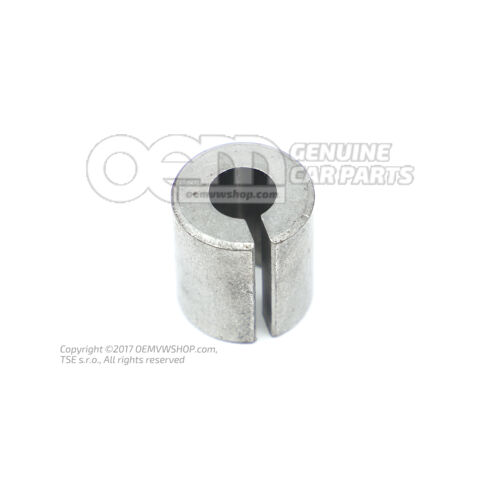 Bokor mérete 8,4X18X19,5 068903147H