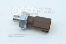 Olajnyomás kapcsoló 04L919081B