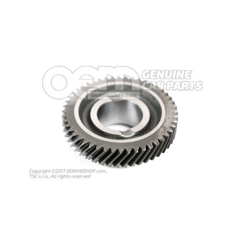 Sebességet vált 02U311349R