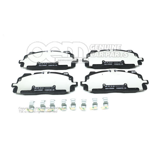 1 készlet fékbetét tárcsafékhez 4M0698151AP