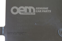 Alsó burkolat 8K0825202A (2)