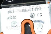 Fedélzár biztonsági narancssárga Skoda Octavia 1U 1U6827501J 209 (2)