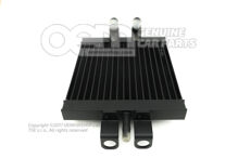 Kiegészítő hűtő a hűtőfolyadékhoz 8W0121202A (1)