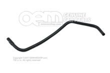 Csatlakozó tömlő 06K133583J (1)