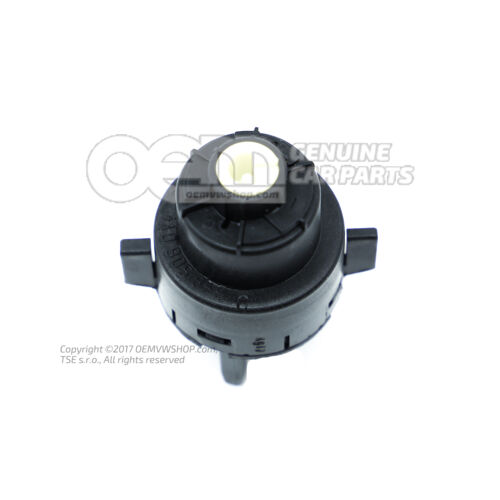 Gyújtás/indító kapcsoló 4A0905849C