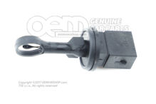 Hőmérséklet szenzor 8E0820539