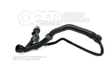 Hűtőfolyadék tömlő gyorscsatlakozóval 5Q0122101EA (1)