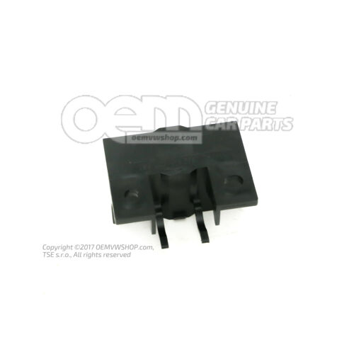 Összekötő darab 4D0971828