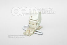 Ajtópánt 4A0831412D (2)