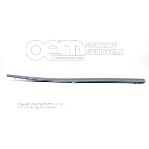 Az oldalsó tag kárpitozása alapozott 8V4853859  GRU