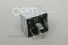 Relé 357906383A (1)