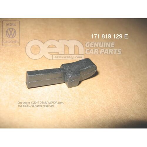 gomb 171819129E