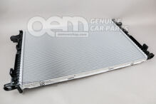 Hűtő a hűtőfolyadékhoz 8W0121251AK (1)