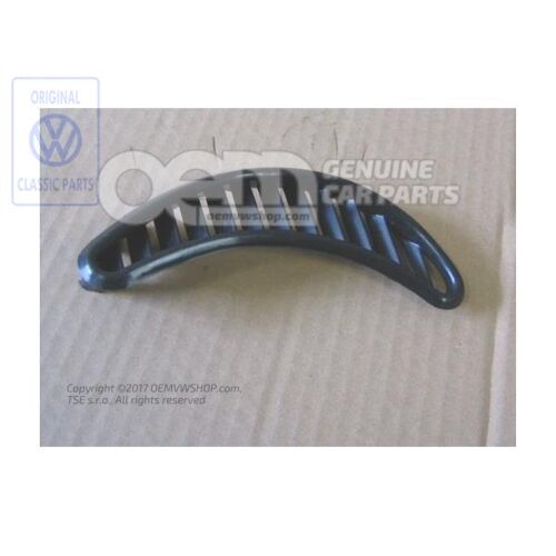 trim 113819447A 043