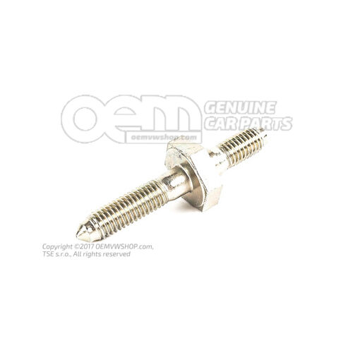 Stud 028260821