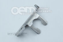 Zárójel 4B0971845E (1)