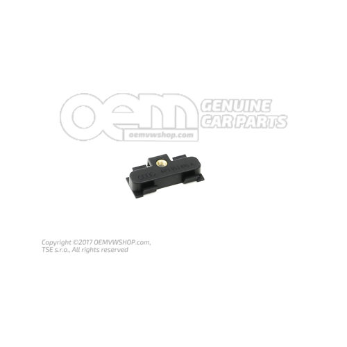 Csipesz 8P3853825A