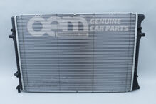 Hűtőfolyadék hűtő 5K0121253F (1)