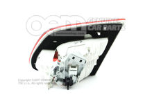 Hátsó lámpa 3TD945093 (1)