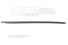 Szatén fekete vízterelő csík 8K0854328  01C (1)