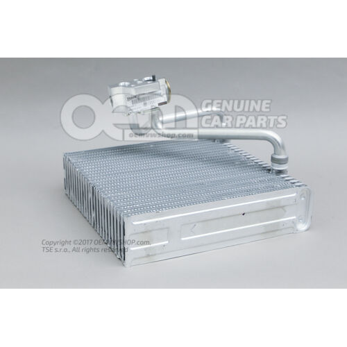 Párologtató expanziós szeleppel 8U2820103A