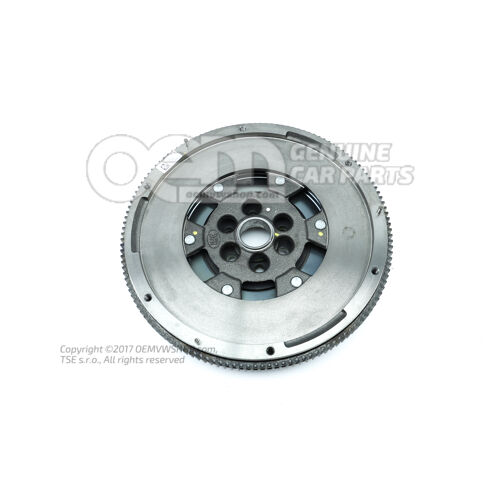Lendkerék 03L105266CA