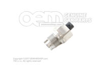 Hőmérséklet szenzor 8T0919565 (1)